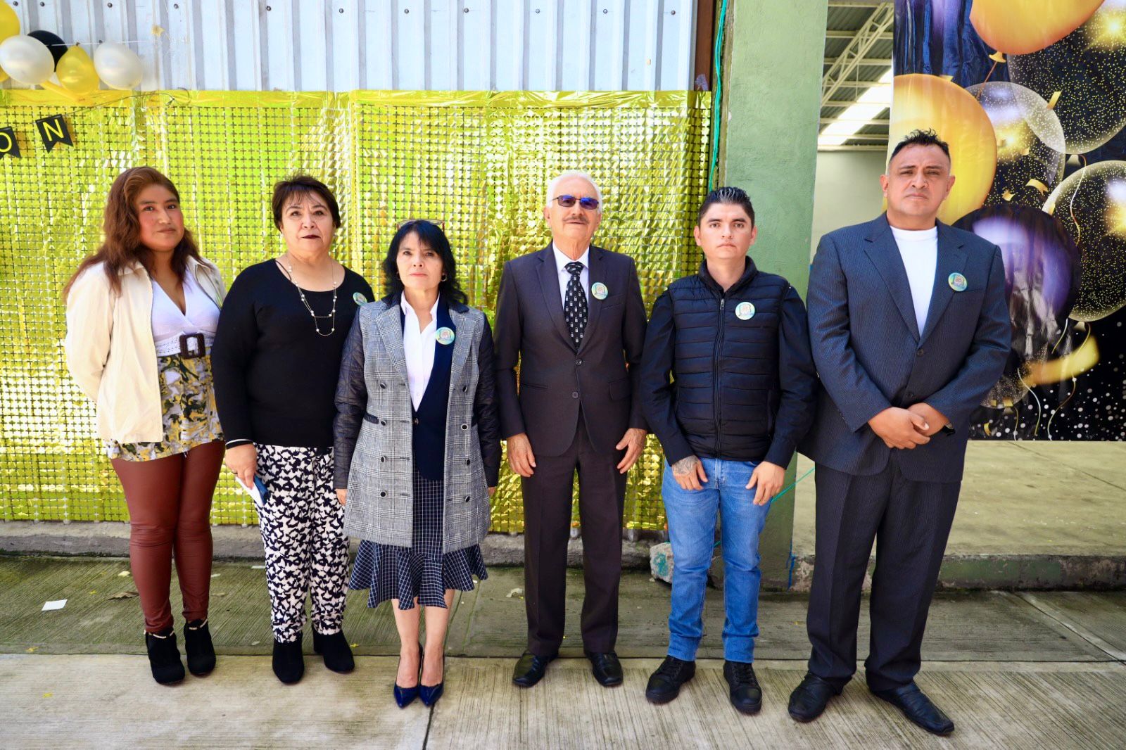 Alcalde de Chiautempan atestigua la graduación de los alumnos de la primaria Niños Héroes de Chapultepec